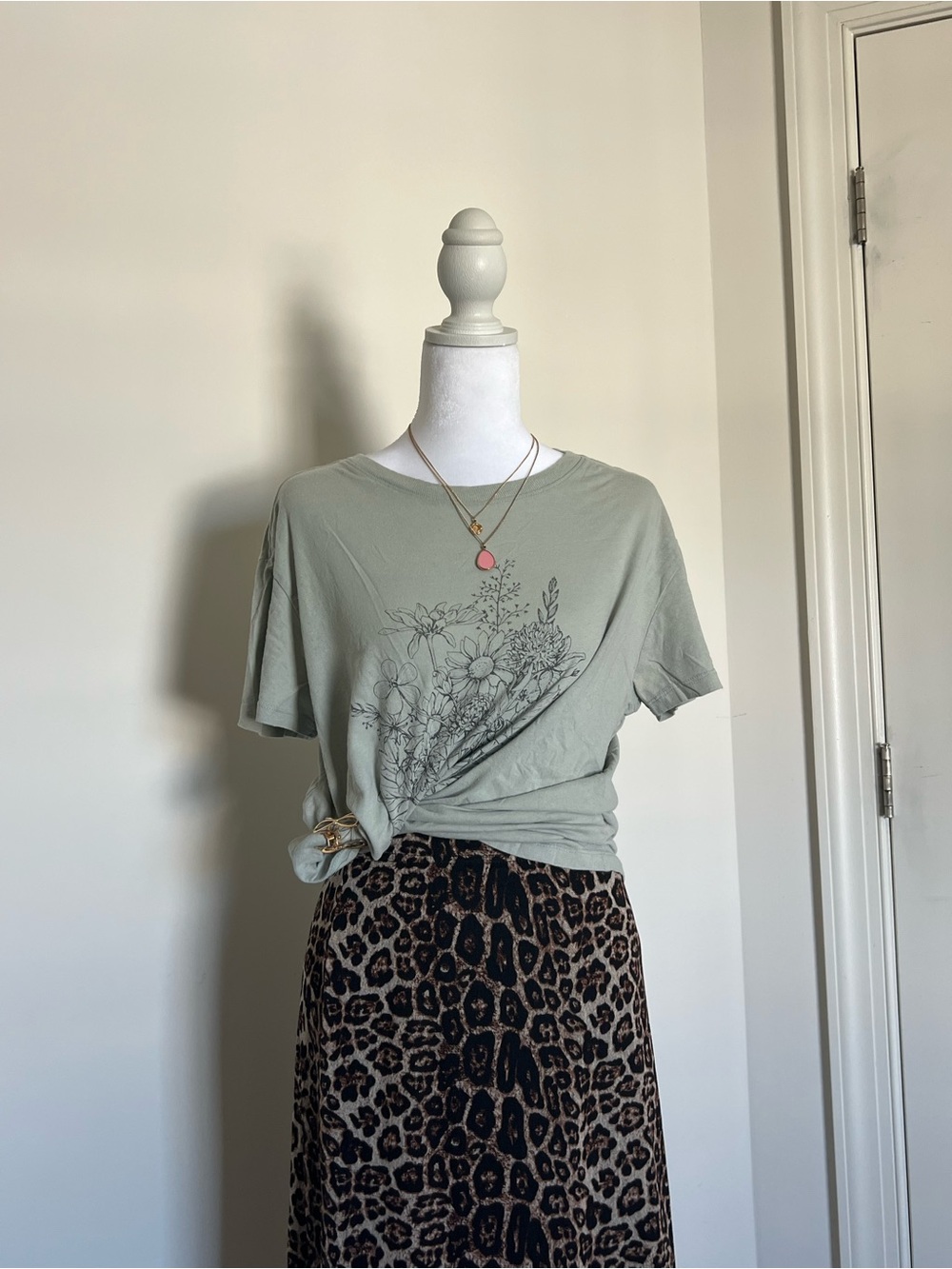 Sage Green Floral Sketch Short Sleeve Tee